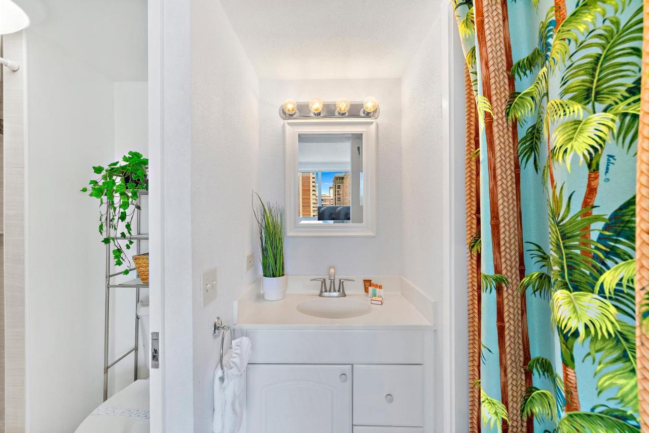 Beautiful Studio In The Heart Of Vibrant Waikiki Honolulu Extérieur photo